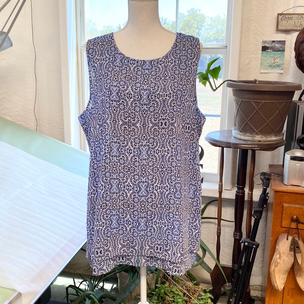Blue & White Sleeveless 2-Layer Tunic